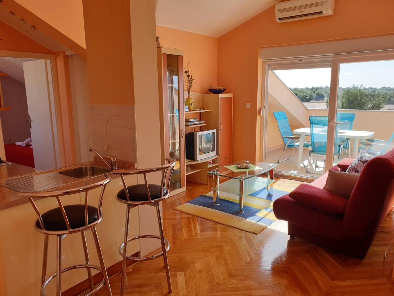 Apartment Valamar Novalja Bagian luar foto